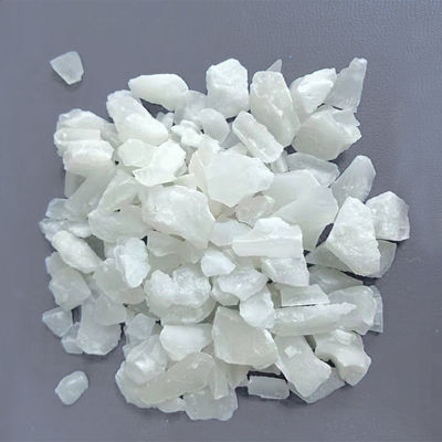 Loại bỏ màu Chất xử lý nước thải 17% Hàm lượng Hóa chất keo tụ nhôm sunfat