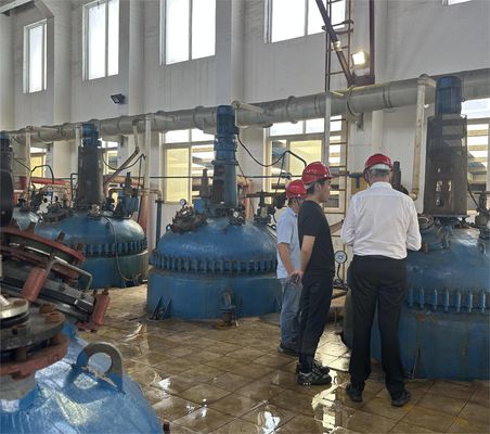Nước thải sinh hoạt Xử lý nước Pac Coagulant poly nhôm clorua Chất lỏng Loại bỏ độ đục Hóa chất mùn và Chroma
