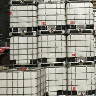 Áp dụng chống bọt chất lỏng màu trắng