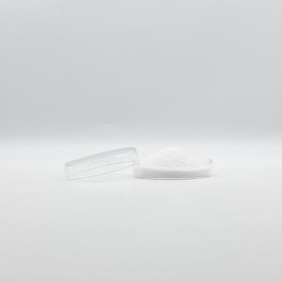 Điều trị nước Polyacrylamide Lượng monomer dư lượng thấp Hiệu suất tối ưu với mật độ tương đối 0,750g/cm3